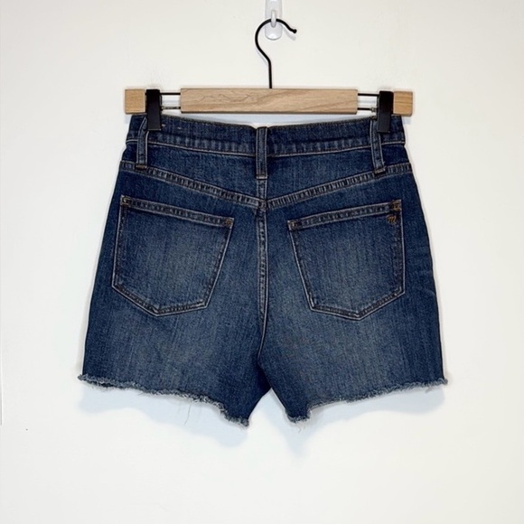Madewell High-Rise Denim Shorts in
Glenoaks Wash Denim , sz 25 - Picture 4 of 10